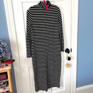 Gorgeous versatile, AG, turtleneck knit maxi dress NWT M 💋